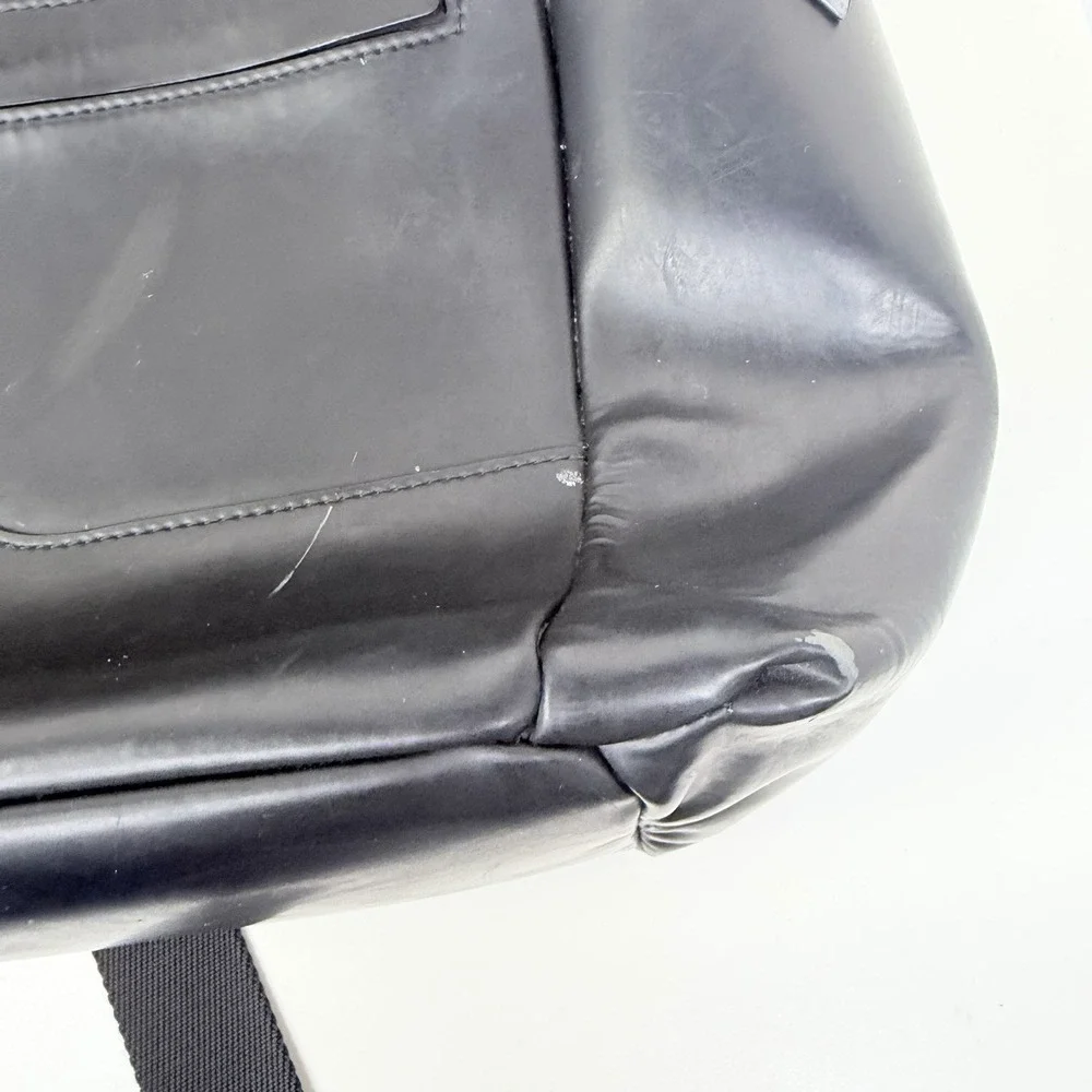 HUNTER Original Topclip Rubberized Leather Backpack Water Resistant Black 11L